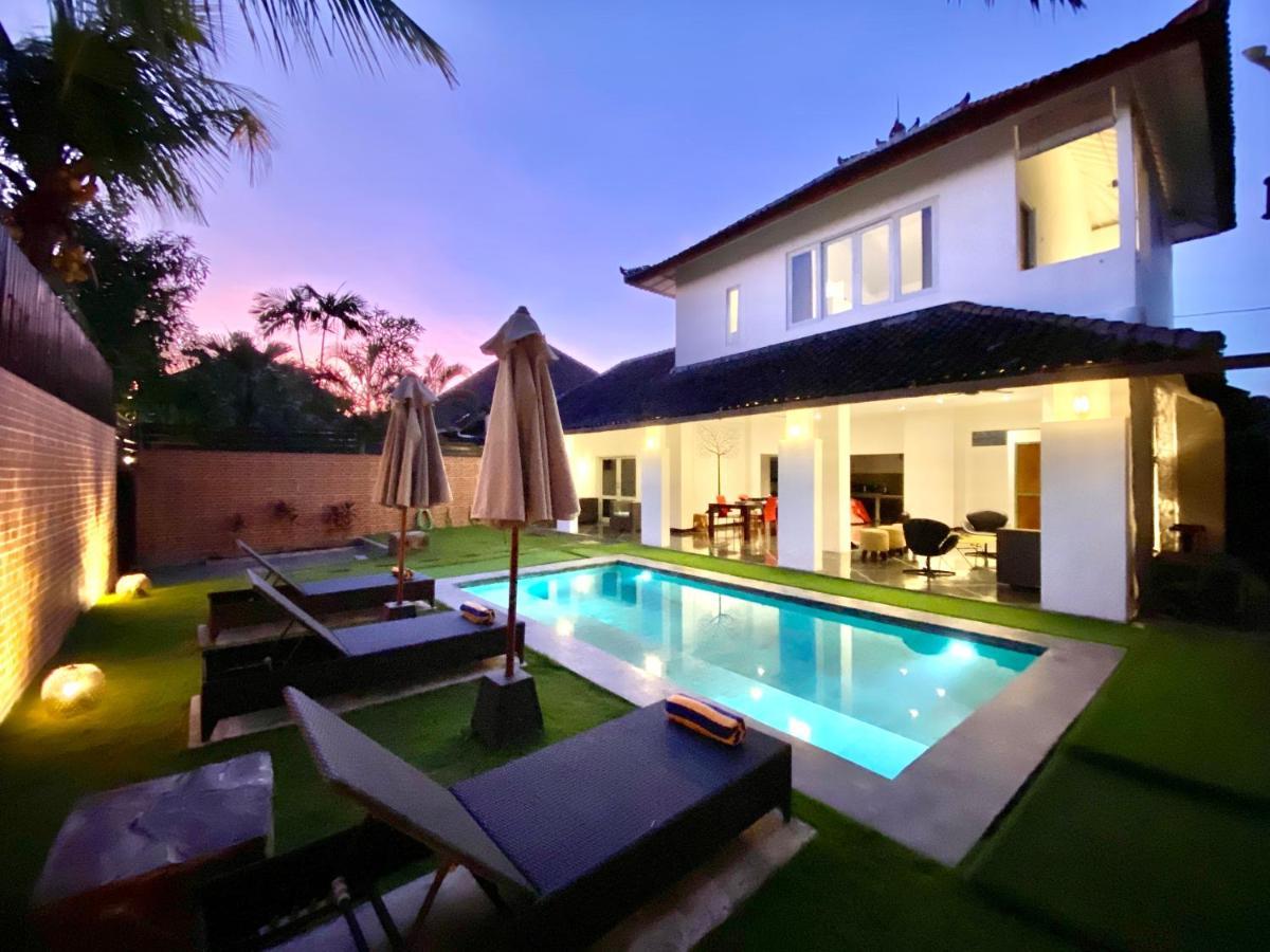 Villa Julia | Heart Of Seminyak | 350M Beach Экстерьер фото