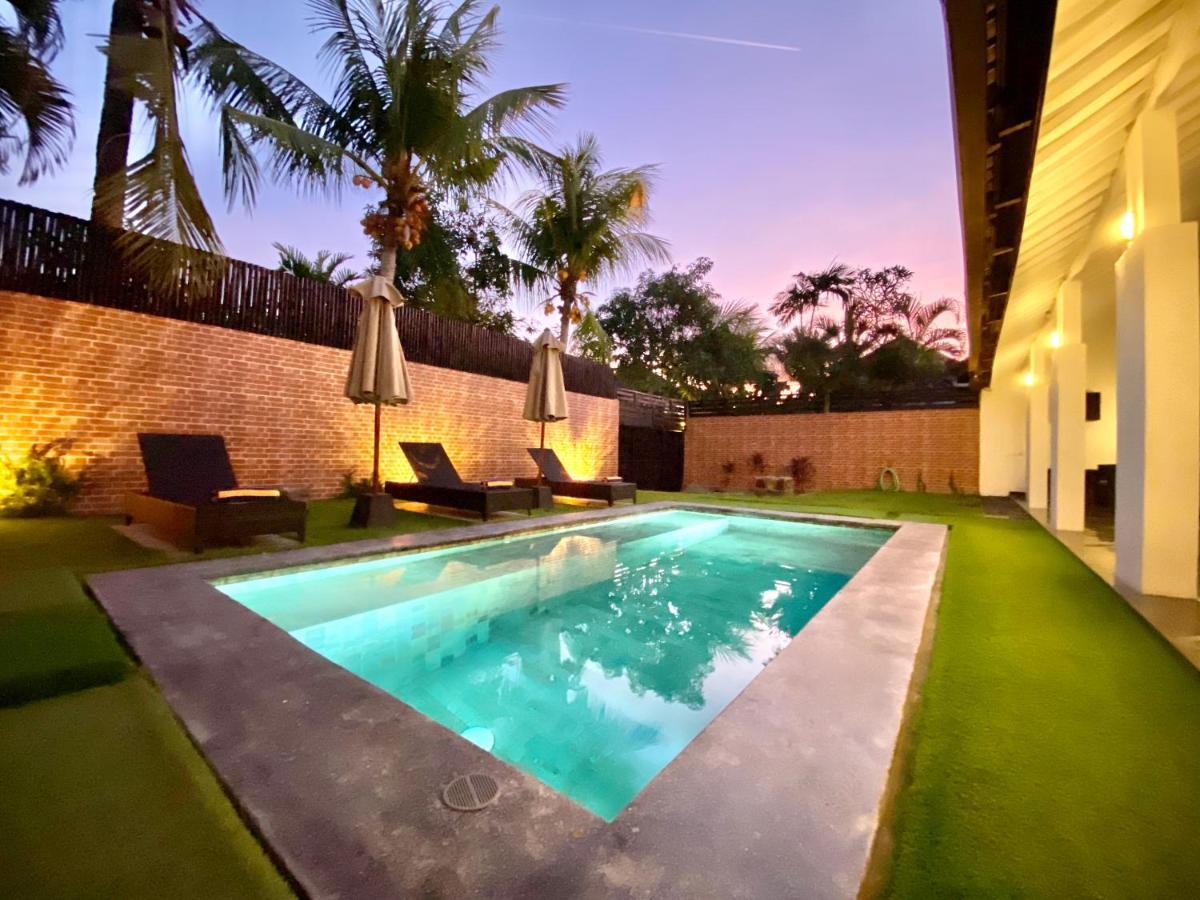 Villa Julia | Heart Of Seminyak | 350M Beach Экстерьер фото